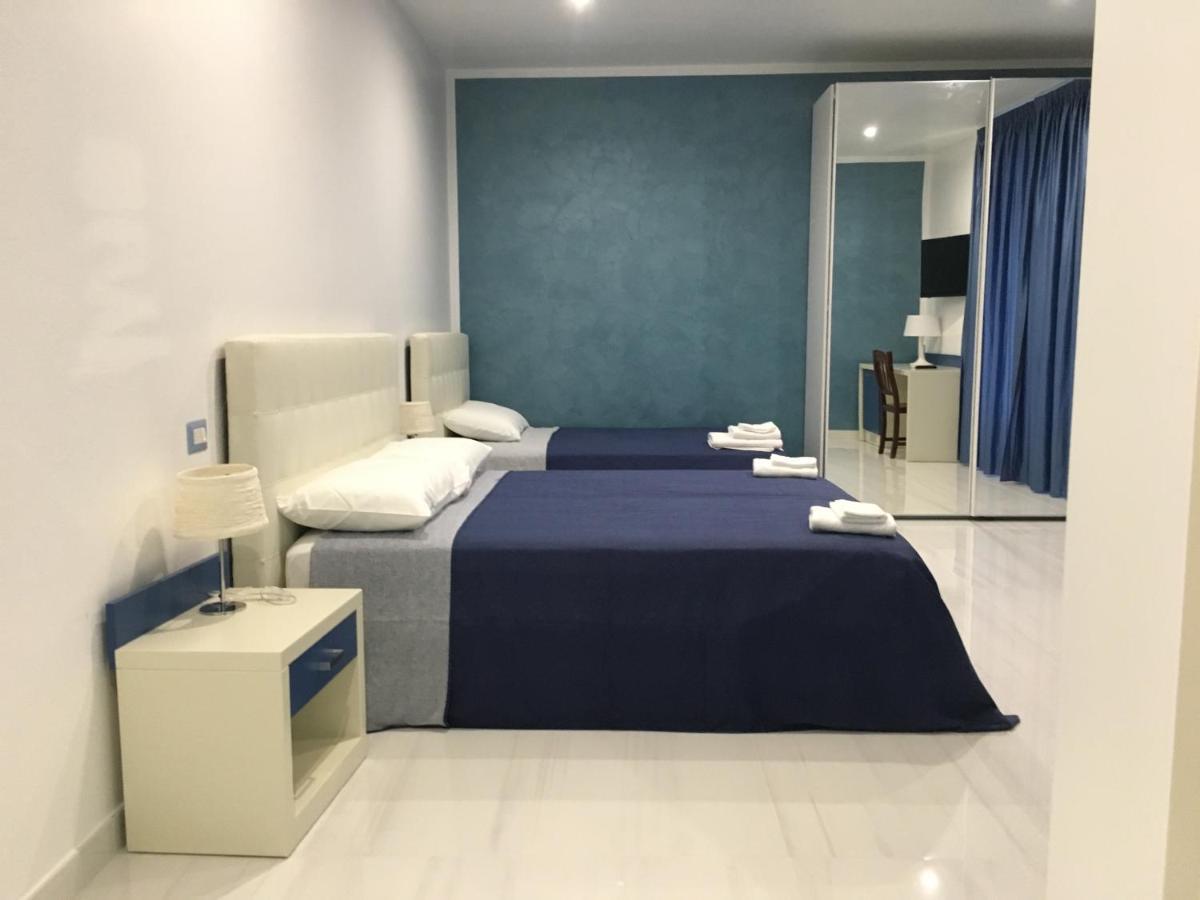 Madigans Rooms Bed&Breakfast Lecce Zewnętrze zdjęcie