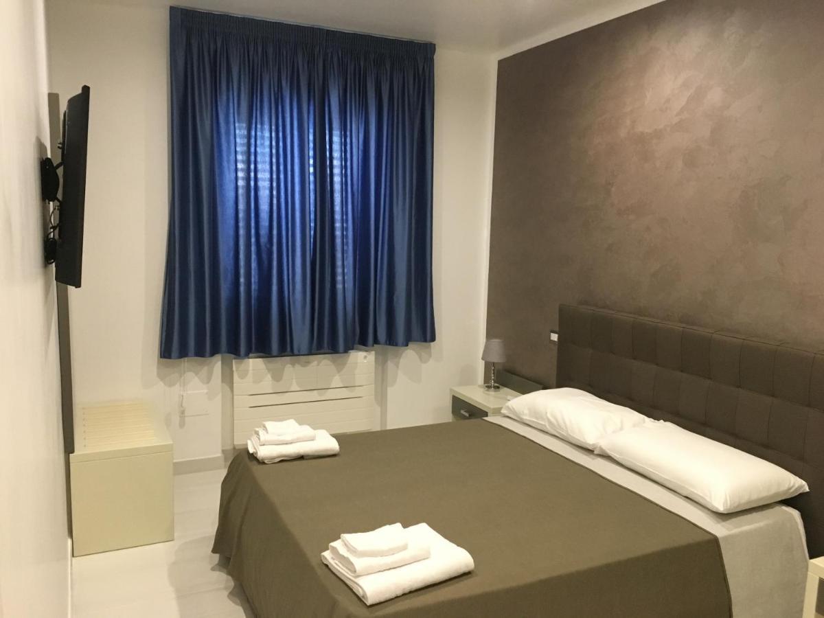 Madigans Rooms Bed&Breakfast Lecce Zewnętrze zdjęcie