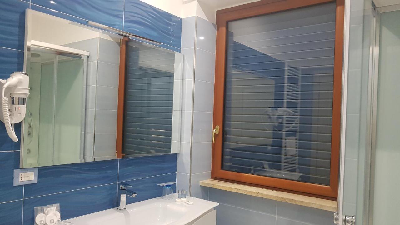 Madigans Rooms Bed&Breakfast Lecce Zewnętrze zdjęcie